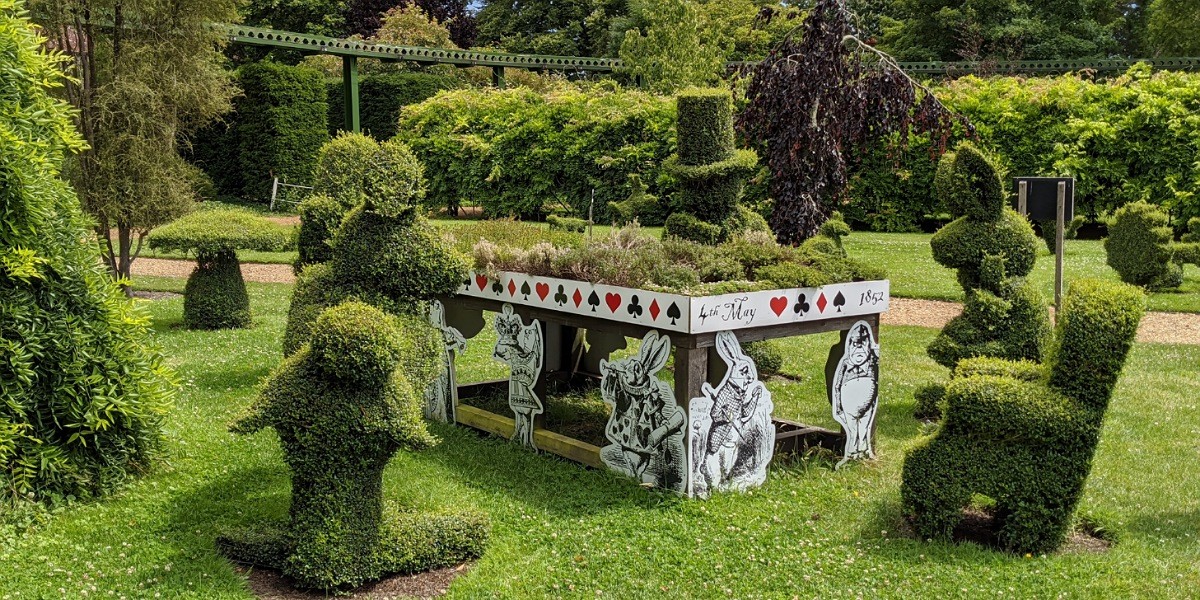 beaulieu gardens in hampshire